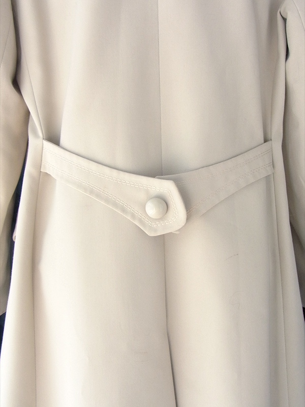 ヨーロッパ古着 フランス買い付け ライトグレイ X ステッチデザイン Aライン コート 18FC507