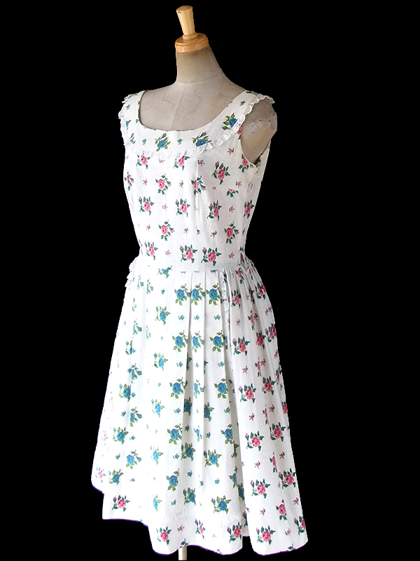 ヨーロッパ古着 ロンドン買い付け 60年代製 ホワイト X レッド・ブルー薔薇柄生地切り返し レーステープ縁取り ワンピース 18OM210