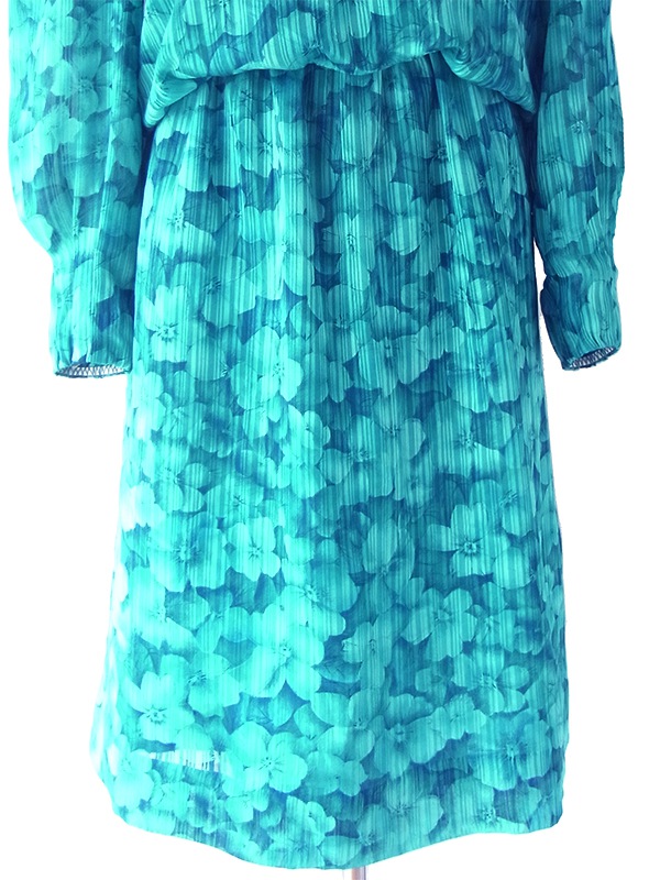 ヨーロッパ古着 ロンドン買い付け 70年代製 ターコイズブルー X 花柄・ストライプ カウルネック ワンピース 18SR011