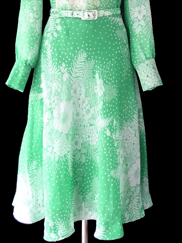 ヨーロッパ古着 ロンドン買い付け 70年代製 エメラルドグリーン X ホワイト 花柄 共布ベルト付き ヴィンテージ ワンピース 18SR006