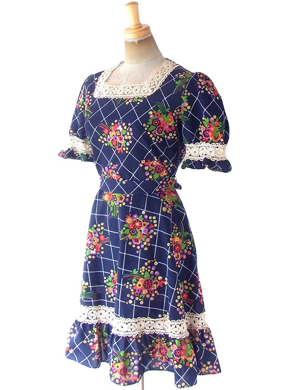 ヨーロッパ古着 フランス買い付け 60年代製 ネイビー X 花柄 カットレース 共布ベルト付き パフスリーブ ワンピース 20FC207
