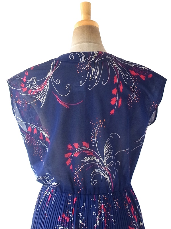 ヨーロッパ古着 フランス買い付け 70年代製 ネイビー X ホワイト・レッド レトロ柄 プリーツ ワンピース 20FC213