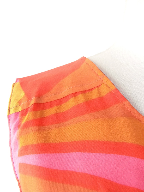 ヨーロッパ古着 ロンドン買付け 70年代製  カラフル レトロサイケ柄 ヴィンテージ プリーツ ワンピース 2OM208