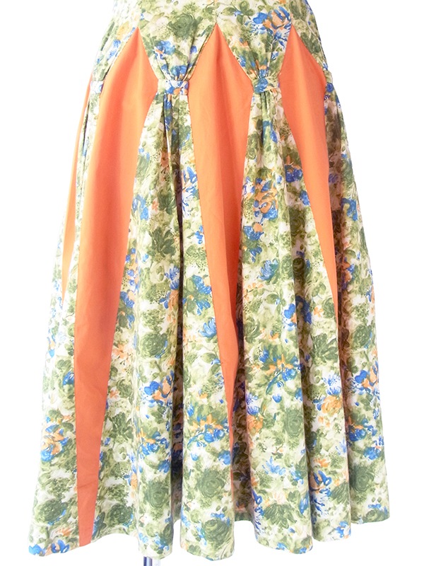 ヨーロッパ古着 ロンドン買い付け 60年代製 グリーン X 花柄 オレンジ生地切り返し ヴィンテージ ワンピース 21BS200