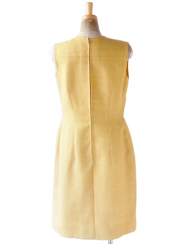 ヨーロッパ古着 フランス買い付け 60年代製 サンドイエロー X シームデザイン 美麗シルエット ヴィンテージ ワンピース 21FC305