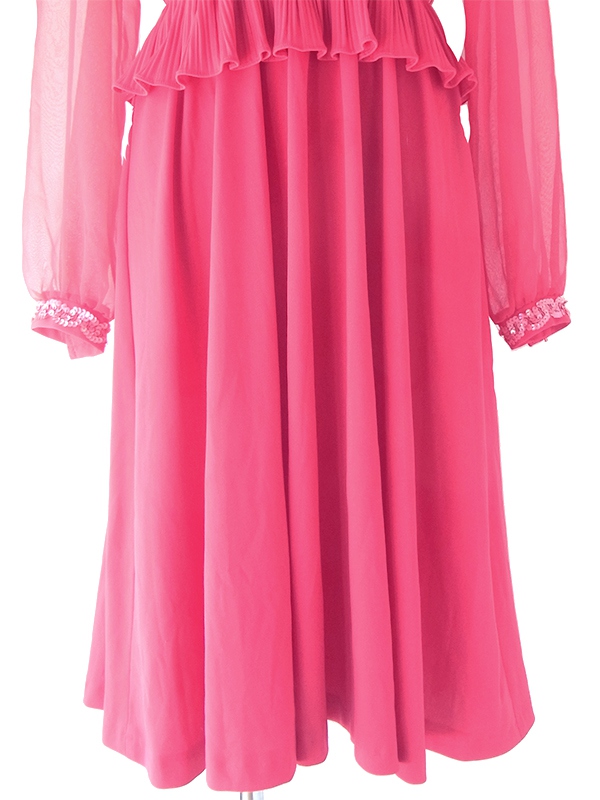 ヨーロッパ古着 ロンドン買い付け 70年代製 マゼンダピンク X ビーズ飾り ペプラム ワンピース 22BS009