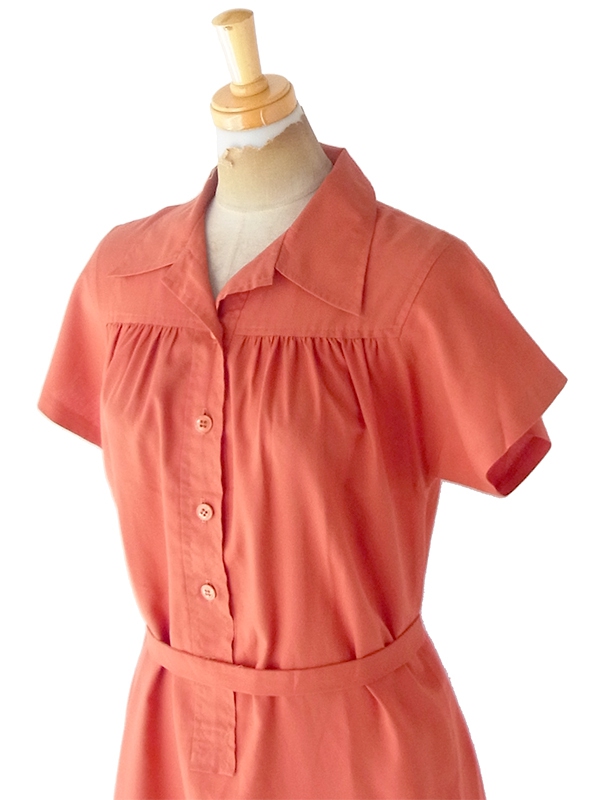 ヨーロッパ古着 フランス買い付け 60年代製 レンガ色 X 共布ベルト付き ヴィンテージ ワンピース 22FC102