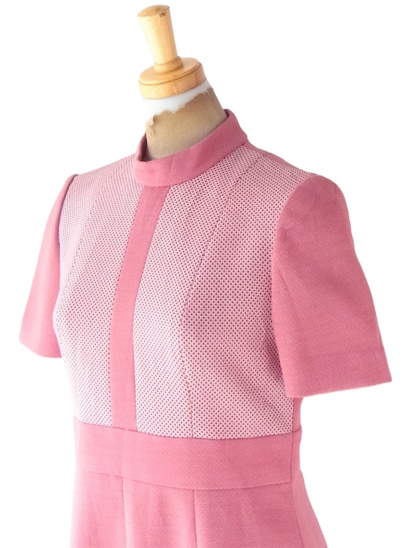 送料無料】ロンドン買い付け 70年代製 ピンク X ファネルネック