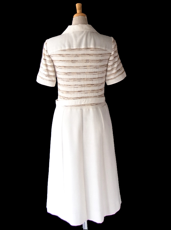 ヨーロッパ古着 フランス買い付け 60年代製 アイボリー X ブラウン ボーダー 生地切り返し 共布ベルト付き ワンピース 23FC125