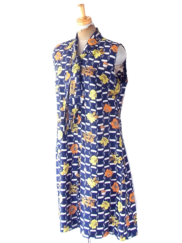 ヨーロッパ古着 フランス買い付け 70年代製 ネイビー X カラフル花柄 ボウタイ ヴィンテージ ワンピース 24FC008