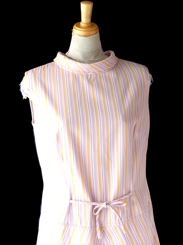 ヨーロッパ古着 フランス買い付け 60年代製 ピンク X カラフル ストライプ ヴィンテージ ワンピース 24FC113