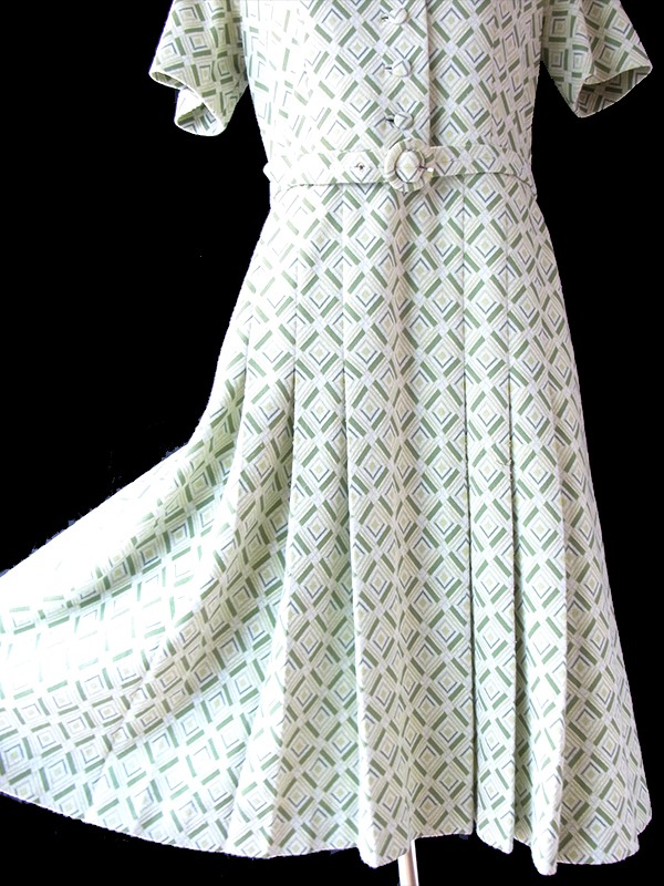 ヨーロッパ古着 フランス買い付け 70年代製 ライムグリーン X グリーン アーガイル柄織り 共布ベルト付き ワンピース 24FC407