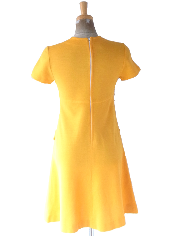 ヨーロッパ古着 ロンドン買い付け 70年代製 イエロー X  シームデザイン ポケット付き ヴィンテージ ワンピース 24OM007