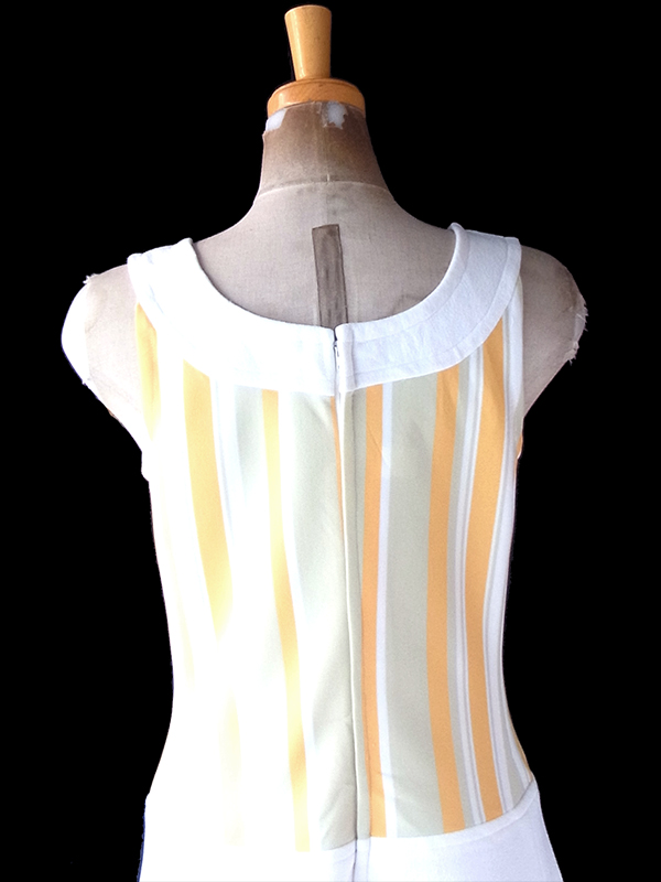 ヨーロッパ古着 ロンドン買い付け 70年代製 イエロー・グリーン X ホワイト ストライプ ヴィンテージ ワンピース 24OM0038