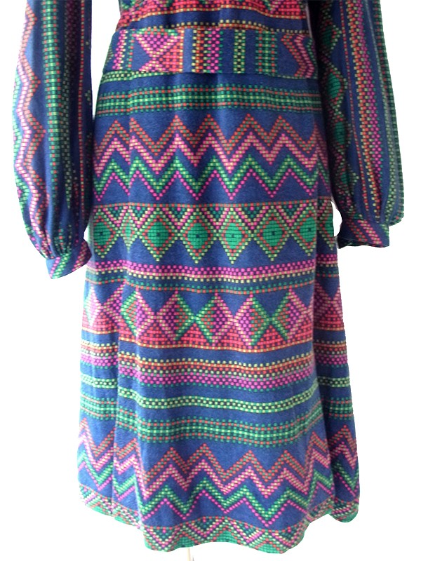 送料無料】70年代製 共布ベルト付き ネイビー X カラフル 幾何学模様