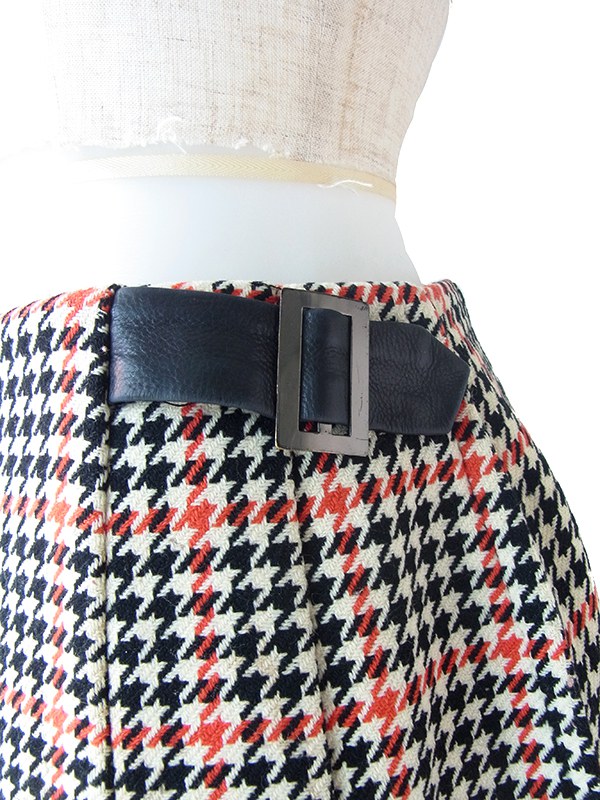 60年代製 ベージュ X ブラック・レッド 千鳥格子 コインポケット付き ウール プリーツ スカート 24WB072