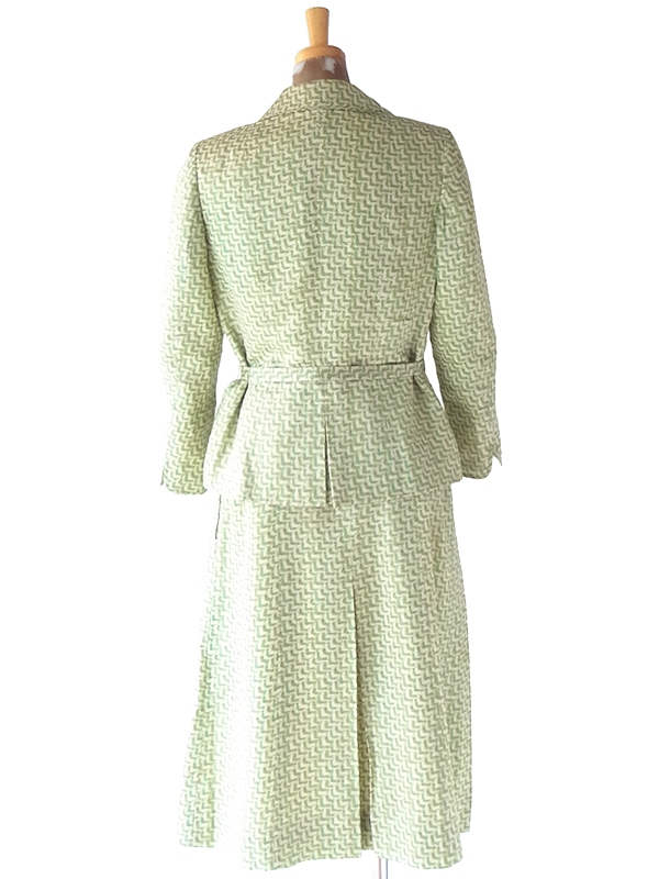 【送料無料】70年代日本製 ライムグリーン X レトロ柄 共布ベルト付き ジャケット・スカート セットアップ 24WB122【レトロ古着】