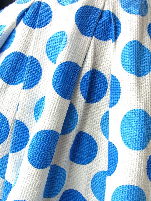 ヨーロッパ古着 フランス買い付け 60年代製 ブルー X 水色 ・ホワイト ヴィンテージ スカート 25FC105