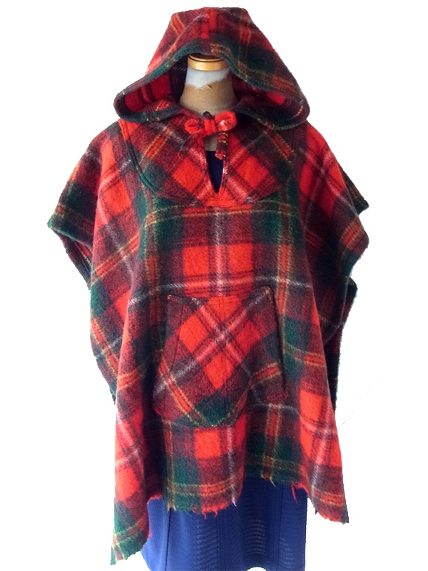 【送料無料】フランス買い付け 60年代製 レッド X タータンチェック  フード付き ヴィンテージ ウール ケープ 25FC119【ヨーロッパ古着】