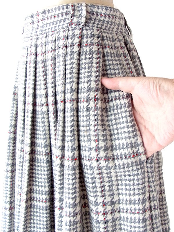 ヨーロッパ古着 フランス買い付け 60年代製 グレイ X レッドステッチ 千鳥格子 ヴィンテージ ウール スカート 25FC212