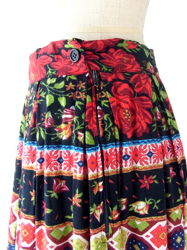ヨーロッパ古着 イタリア製 UNITED COLORS OF BENETTON カラフル 花柄 プリーツ スカート 25FC123