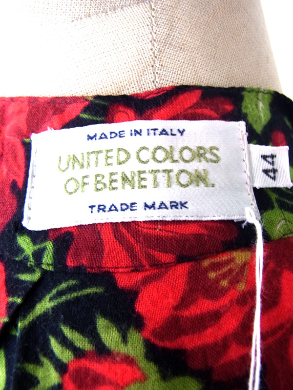 ヨーロッパ古着 イタリア製 UNITED COLORS OF BENETTON カラフル 花柄 プリーツ スカート 25FC123