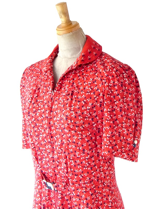 ヨーロッパ古着 70年代フランス製 レッド X ブルー・ホワイト 小花柄 ヴィンテージ ワンピース 25FC301