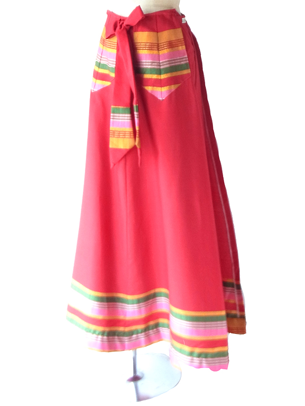 フランス買付け レッド X チロリアン調フォークロア織り柄 ポケット付き ロング 巻きスカート 26FC008