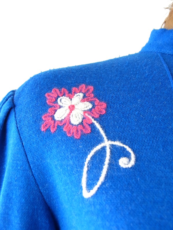 【送料無料】フランス買付け 70年代製 コバルトブルー X 花柄モチーフ刺繍 ピンタック ワンピース 26FC401【ヨーロッパ古着】