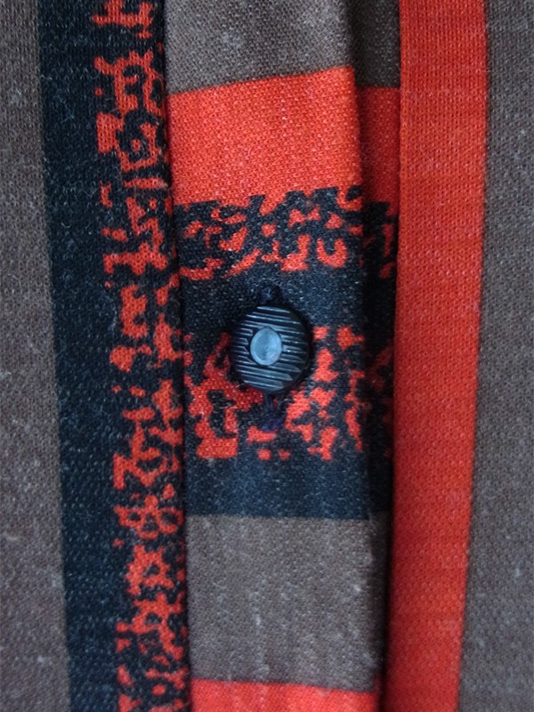 70年代フランス製 チャコール×オレンジ 幾何学ストライプ柄 共布ベルト付き ヴィンテージ ワンピース 