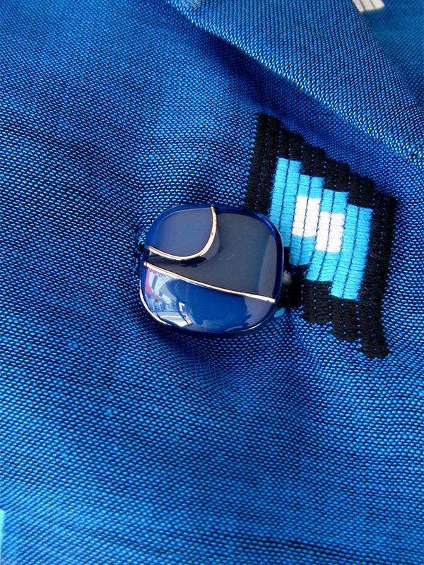 【送料無料】60年代日本製 ロイヤルブルー 幾何学刺繍柄 半袖ジャケット＆スカート セットアップ【レトロ古着】