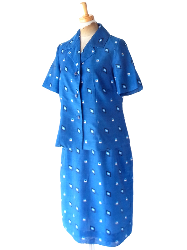 【送料無料】60年代日本製 ロイヤルブルー 幾何学刺繍柄 半袖ジャケット＆スカート セットアップ【レトロ古着】