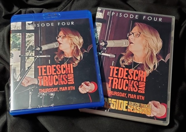 コレクターズBlu-ray Fireside Sessions 2021