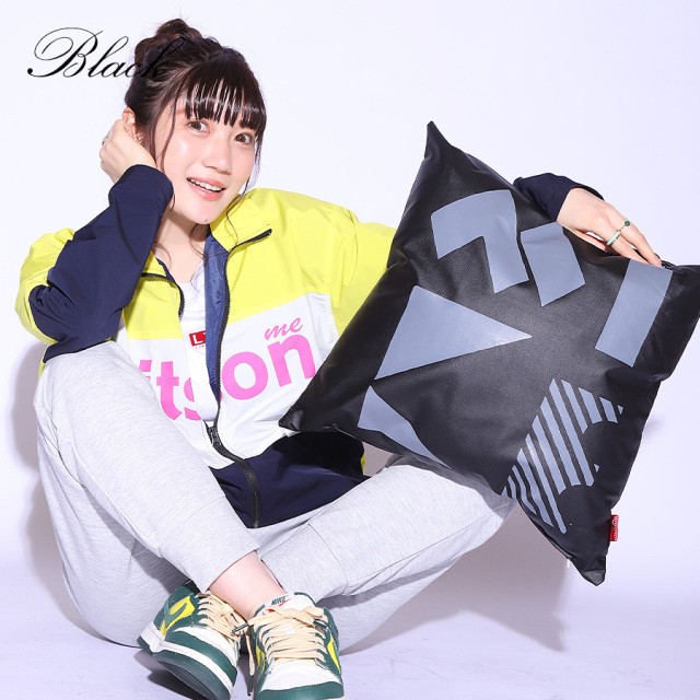 受注期間限定！井澤美香子コラボ企画第2弾！コラボクッション