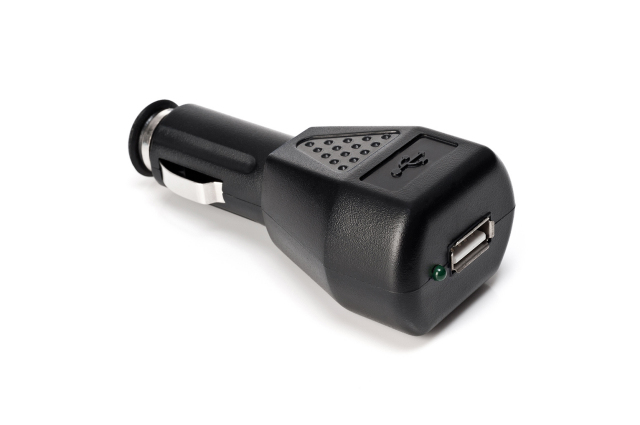 12VチャージャーUSBタイプシガーソケットＬ1306