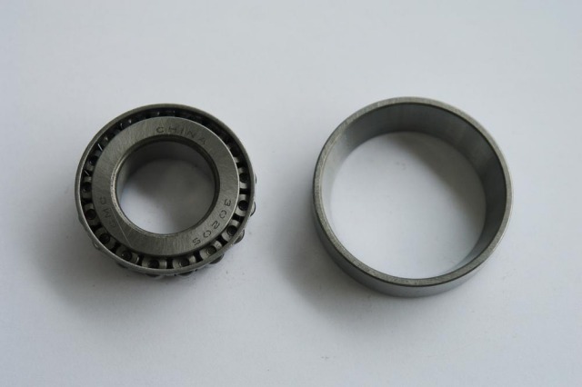 ベアリング(25x52)