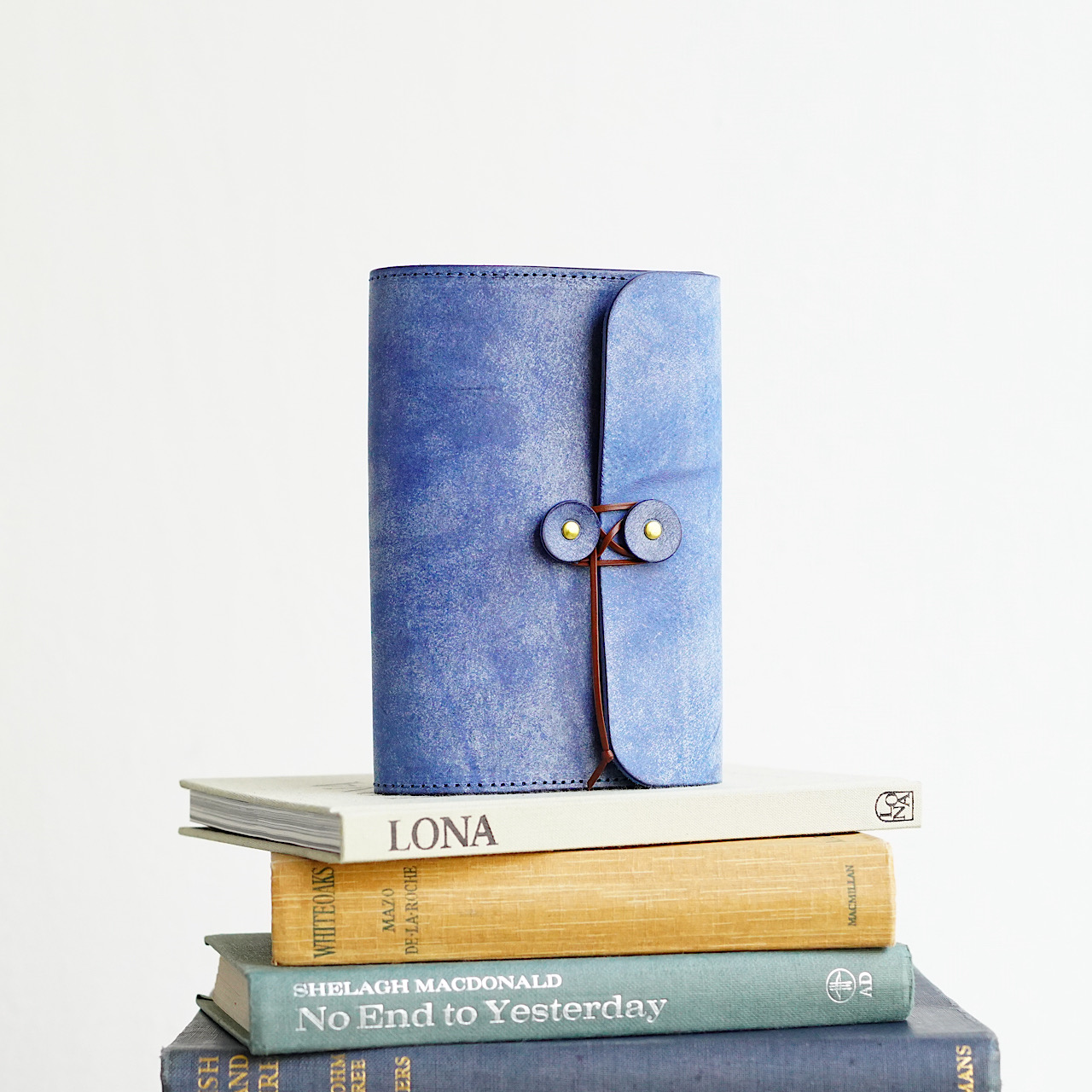 Envelope book cover/ A6.文庫サイズ Alaska Blue