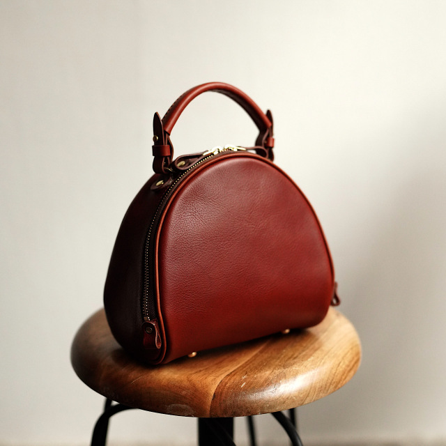 HAND BAG レザープロダクト LONA