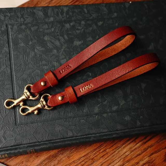 即納商品 レザープロダクト LONA