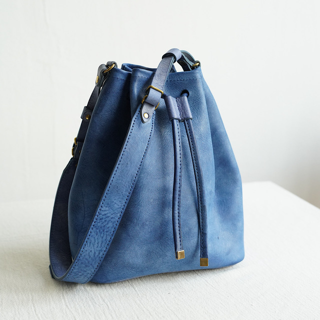 レザープロダクト LONA