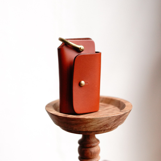 即納商品 レザープロダクト LONA