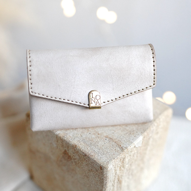 Lunette card case Alaska ivory