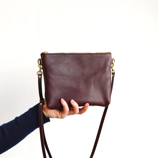 MARK&amp;LONA - アッシュです‼️ MARK & LONA × ASICSのコラボレーションスパイクシューズが復刻