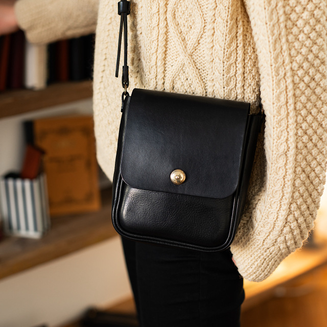 限定品】LONA UMAKIN MOCHA small
