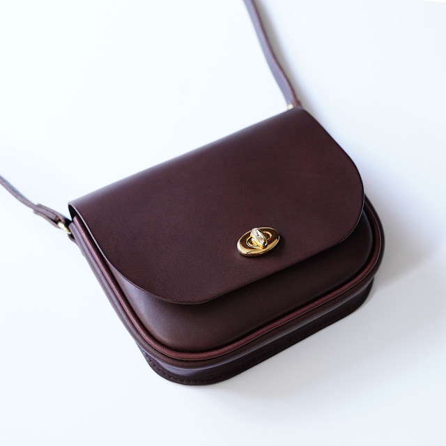 LONA Clasp-H shoulder small ショルダーバッグ Clasp-H shoulder bag