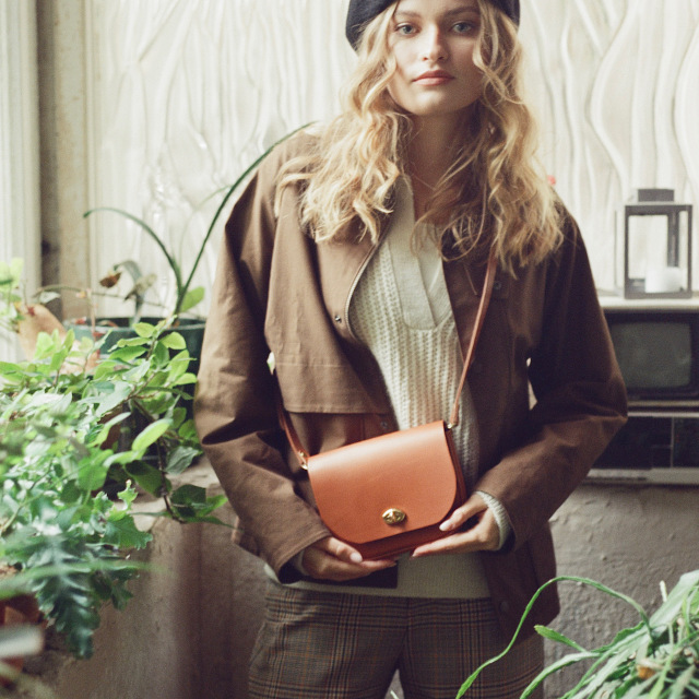 【絶品】 Clasp-H shoulder bag バッグ