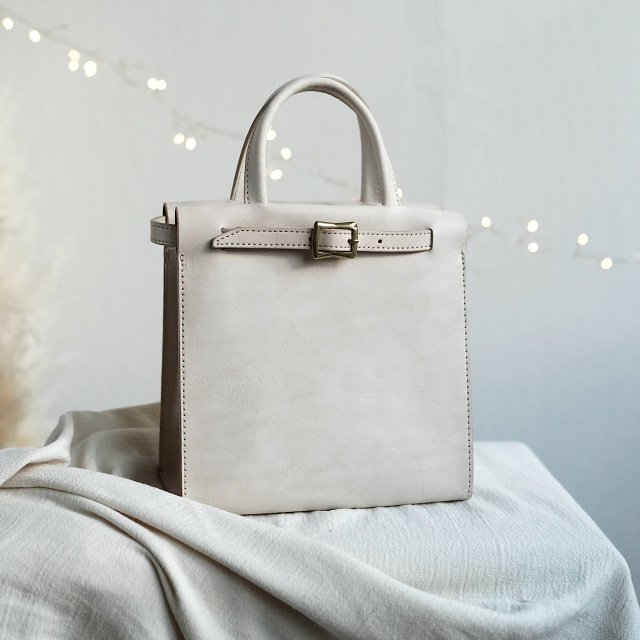 TOTE BAG レザープロダクト LONA