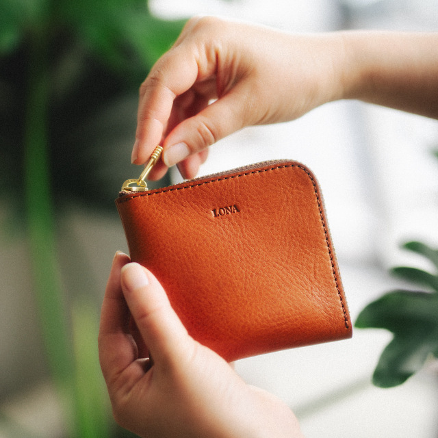 L-zip long wallet