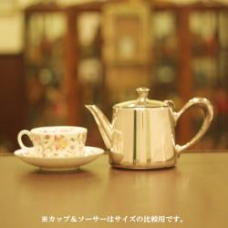 【中古】Air France(エールフランス) Christofle(クリストフル)製ティーポット  ch-106【アンティーク】【フランス製】【シルバープレート】