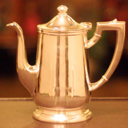 The Ritz-Carlton(ザ・リッツ・カールトン) ホテル用コーヒーポット rc-509【アンティーク】【中古】【シルバー】